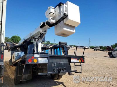 Trzecie zdjęcie samochodu z tyłu: 2022 RAM 5500 BUCKET TRUCK VIN:3C7WRNBL8NG186543 - miniatura