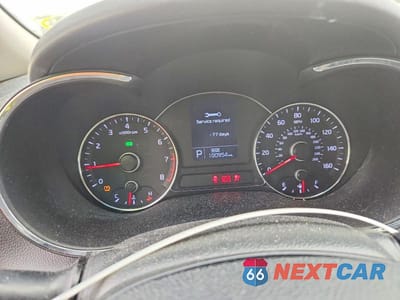 Zdjęcie 9 z 12 samochodu: 2014 KIA FORTE EX VIN:KNAFX4A82E5169199 - miniatura