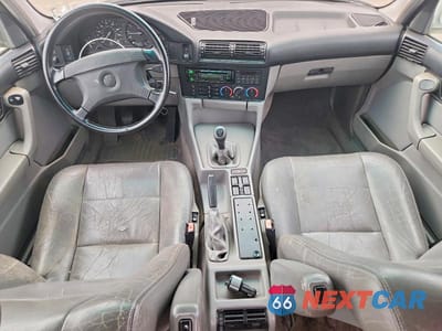 Zdjęcie 8 z 12 samochodu: 1990 BMW 525 I VIN:WBAHC1317LBC93599 - miniatura