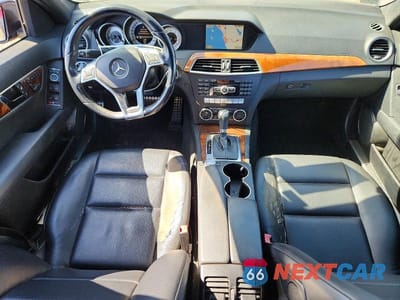 Zdjęcie 8 z 12 samochodu: 2013 MERCEDES-BENZ C 300 4MATIC VIN:WDDGF8AB5DR240860 - miniatura