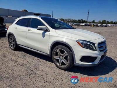 Czwarte zdjęcie samochodu z boku: 2016 MERCEDES-BENZ GLA 250 4MATIC VIN:WDCTG4GB8GJ228382 - miniatura