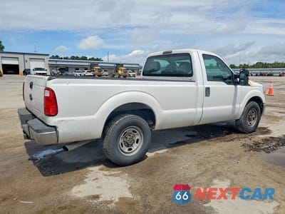 Trzecie zdjęcie samochodu z tyłu: 2016 FORD F250 SUPER DUTY VIN:1FTBF2A63GEC06013 - miniatura