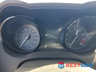 Zdjęcie 9 z 12 samochodu: 2015 JAGUAR F-TYPE S VIN:SAJWA6BC1F8K11804 - miniatura