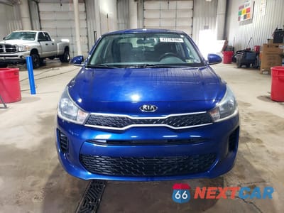 Piąte zdjęcie samochodu w środku: 2019 KIA RIO S VIN:3KPA24AB5KE174338 - miniatura