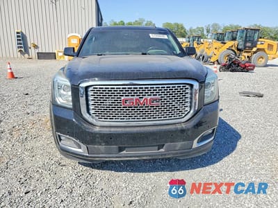 Piąte zdjęcie samochodu w środku: 2015 GMC YUKON DENALI VIN:1GKS2CKJ9FR146464 - miniatura