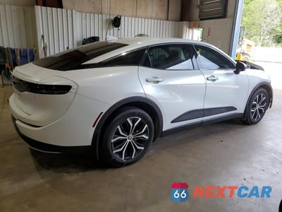 Trzecie zdjęcie samochodu z tyłu: 2024 TOYOTA CROWN XLE VIN:JTDAAAAF1R3027942 - miniatura