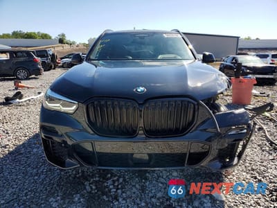 Piąte zdjęcie samochodu w środku: 2022 BMW X5 M50I VIN:5UXJU4C04N9L03022 - miniatura