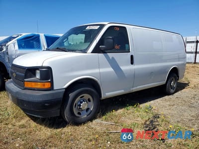2017 CHEVROLET EXPRESS G2500 1GCWGAFF6H1120415 - główne zdjęcie licytacji z USA - miniatura