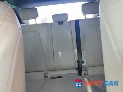 Zdjęcie 10 z 13 samochodu: 2021 MERCEDES-BENZ GLA 250 VIN:W1N4N4GB7MJ131839 - miniatura