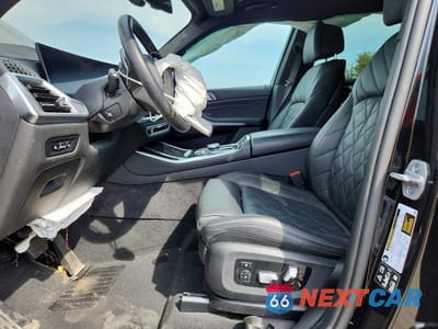 Zdjęcie 7 z 14 samochodu: 2025 BMW X5 XDRIVE40I VIN:5UX23EU00S9W51438 - miniatura