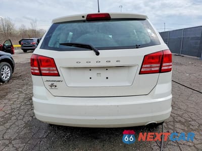 Zdjęcie 6 z 12 samochodu: 2017 DODGE JOURNEY SE VIN:3C4PDCAB1HT550858 - miniatura