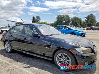Czwarte zdjęcie samochodu z boku: 2010 BMW 328 I VIN:WBAPH7G51ANM51148 - miniatura