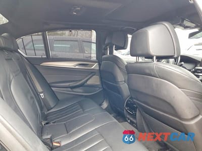 Zdjęcie 10 z 12 samochodu: 2020 BMW M550XI VIN:WBAJS7C00LCE67134 - miniatura
