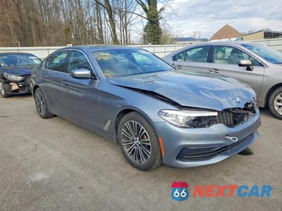 Czwarte zdjęcie samochodu z boku: 2019 BMW 530 XI VIN:WBAJA7C51KG912659 - miniatura