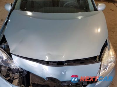 Zdjęcie 12 z 13 samochodu: 2015 TOYOTA PRIUS TWO VIN:JTDKN3DU3F1927974 - miniatura