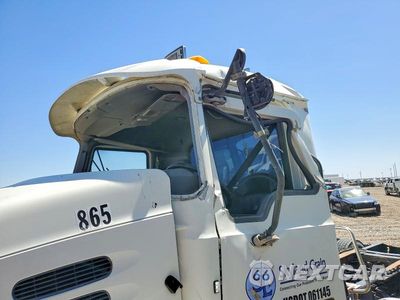 Zdjęcie 9 z 10 samochodu: 2012 MACK CXU613 TRUCK CAB AND CHASSIS VIN:1M1AW07Y2CM022674 - miniatura