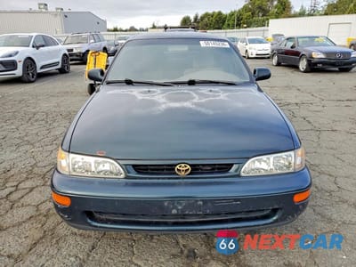 Piąte zdjęcie samochodu w środku: 1997 TOYOTA COROLLA DX VIN:1NXBB02E5VZ588419 - miniatura