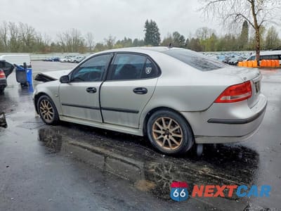 Drugie zdjęcie samochodu z przodu: 2004 SAAB 9-3 LINEAR VIN:YS3FB49SX41023567 - miniatura