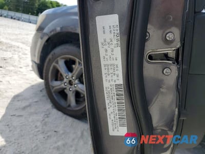 Zdjęcie 13 z 13 samochodu: 2016 DODGE JOURNEY CROSSROAD VIN:3C4PDCGB1GT107387 - miniatura
