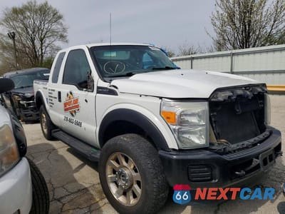 Czwarte zdjęcie samochodu z boku: 2015 FORD F250 SUPER DUTY VIN:1FT7X2B60FEB37474 - miniatura