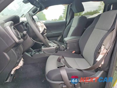 Zdjęcie 7 z 12 samochodu: 2022 TOYOTA TACOMA TRD SPORT VIN:3TYCZ5AN9NT060720 - miniatura