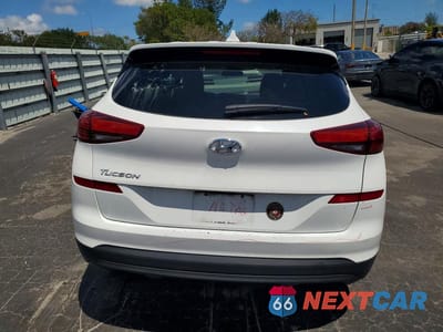 Zdjęcie 6 z 13 samochodu: 2021 HYUNDAI TUCSON SE VIN:KM8J23A48MU376702 - miniatura
