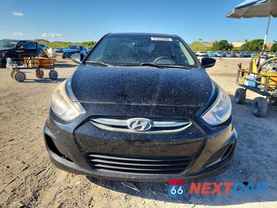 Piąte zdjęcie samochodu w środku: 2016 HYUNDAI ACCENT SE VIN:KMHCT4AE7GU084676 - miniatura