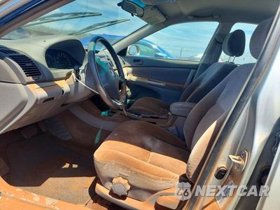 Zdjęcie 7 z 11 samochodu: 2003 TOYOTA CAMRY LE VIN:JTDBE32K430172403 - miniatura