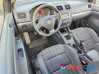 Zdjęcie 8 z 12 samochodu: 2008 VOLKSWAGEN GTI VIN:WVWEV71K38W024124 - miniatura