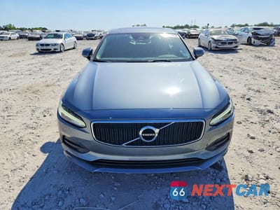 Piąte zdjęcie samochodu w środku: 2019 VOLVO S90 T5 MOMENTUM VIN:LVY102AK8KP106313 - miniatura