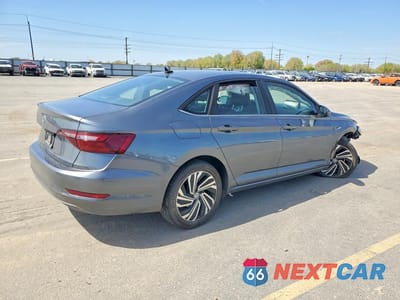 Trzecie zdjęcie samochodu z tyłu: 2020 VOLKSWAGEN JETTA SEL VIN:3VWEB7BU8LM066898 - miniatura