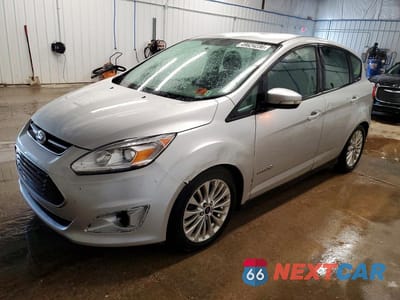 2017 FORD C-MAX SE 1FADP5AU9HL113067 - główne zdjęcie licytacji z USA - miniatura