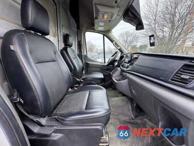 Piąte zdjęcie samochodu w środku: 2020 FORD TRANSIT T-350 VIN:1FTBW3X87LKA66686 - miniatura