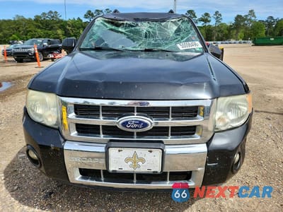 Piąte zdjęcie samochodu w środku: 2011 FORD ESCAPE LIMITED VIN:1FMCU0EGXBKA22663 - miniatura