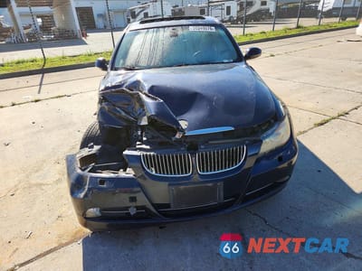Piąte zdjęcie samochodu w środku: 2006 BMW 330 I VIN:WBAVB33546KS33592 - miniatura
