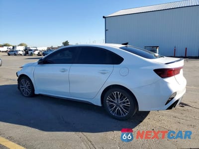 Drugie zdjęcie samochodu z przodu: 2023 KIA FORTE GT LINE VIN:3KPF54AD1PE660392 - miniatura