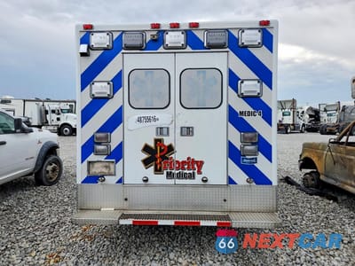 Zdjęcie 6 z 11 samochodu: 2014 RAM 4500 AMBULANCE VIN:3C7WRLCL0EG160974 - miniatura