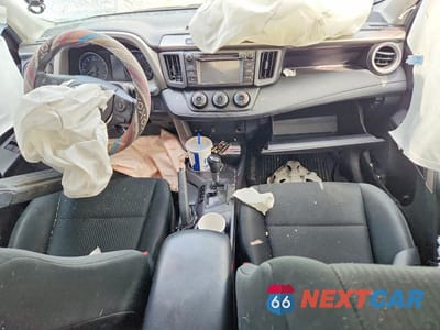 Zdjęcie 8 z 12 samochodu: 2018 TOYOTA RAV4 LE VIN:2T3BFREV0JW824299 - miniatura