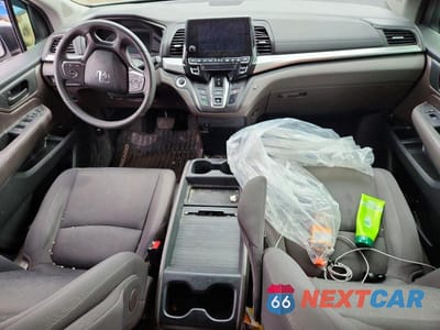 Zdjęcie 8 z 13 samochodu: 2020 HONDA ODYSSEY EX VIN:5FNRL6H49LB500754 - miniatura