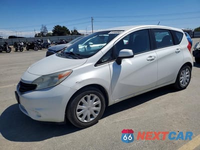 2014 NISSAN VERSA NOTE SV 3N1CE2CP7EL392054 - główne zdjęcie licytacji z USA - miniatura