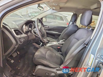 Zdjęcie 7 z 12 samochodu: 2017 DODGE JOURNEY SXT VIN:3C4PDDBG5HT540902 - miniatura