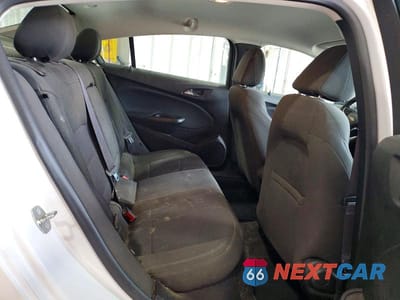 Zdjęcie 10 z 13 samochodu: 2017 CHEVROLET CRUZE LT VIN:1G1BE5SM2H7276862 - miniatura