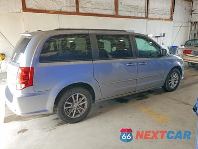 Trzecie zdjęcie samochodu z tyłu: 2016 DODGE GRAND CARAVAN SXT VIN:2C4RDGCG1GR351528 - miniatura