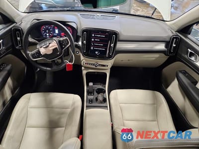 Zdjęcie 8 z 13 samochodu: 2020 VOLVO XC40 T4 MOMENTUM VIN:YV4AC2HK9L2326768 - miniatura
