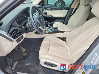 Zdjęcie 7 z 14 samochodu: 2015 BMW X5 XDRIVE35I VIN:5UXKR0C52F0P07274 - miniatura