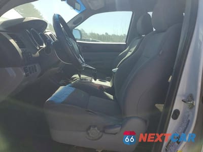 Zdjęcie 7 z 12 samochodu: 2015 TOYOTA TACOMA V6 VIN:5TFMU4FN6FX033889 - miniatura