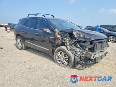 Czwarte zdjęcie samochodu z boku: 2018 BUICK ENCLAVE ESSENCE VIN:5GAERBKW5JJ150501 - miniatura