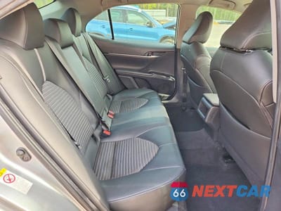 Zdjęcie 10 z 12 samochodu: 2018 TOYOTA CAMRY SE VIN:4T1B11HK4JU576598 - miniatura