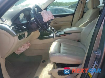 Zdjęcie 7 z 13 samochodu: 2014 BMW X5 XDRIVE35I VIN:5UXKR0C51E0K47622 - miniatura