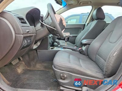 Zdjęcie 7 z 12 samochodu: 2011 FORD FUSION SE VIN:3FAHP0HA3BR206790 - miniatura
